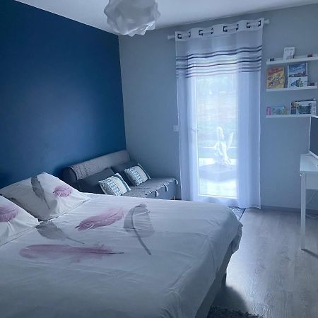 La Halte Chambre Chez L Habitant Bonnes  Εξωτερικό φωτογραφία